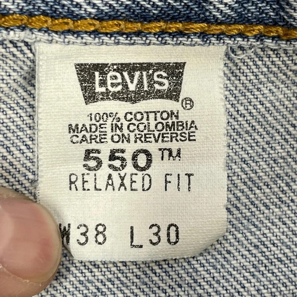 Vtg 90s Levi Blue 550 Relaxed Fit Tapered Leg Distressed Denim Jeans Mens 38x30